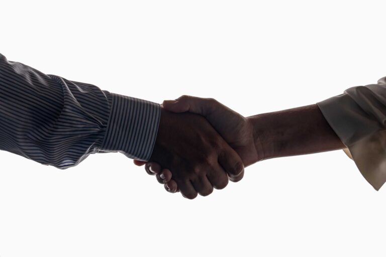 partners-holder-hero